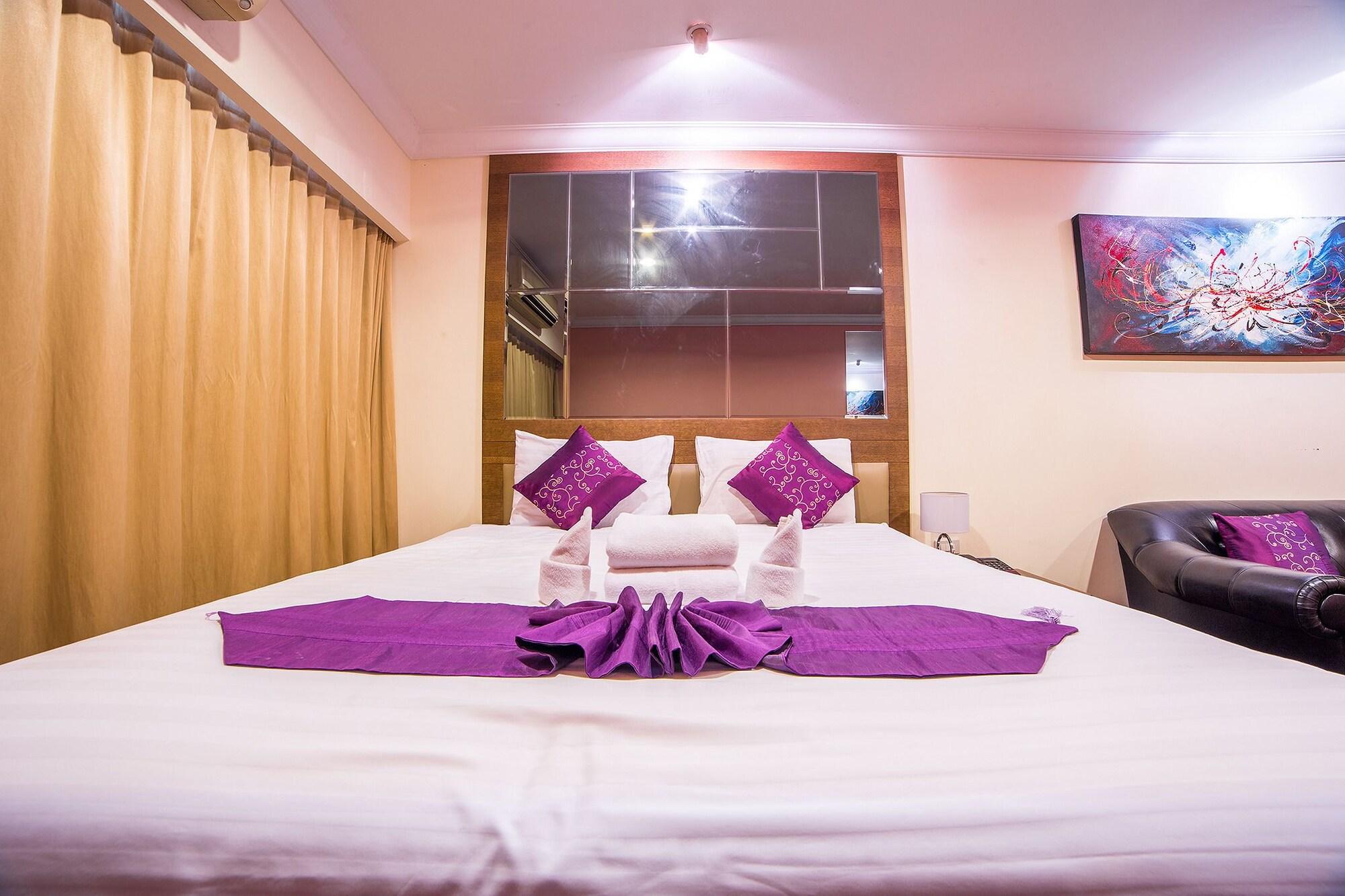 Triple 8 Inn Bangkok Ngoại thất bức ảnh