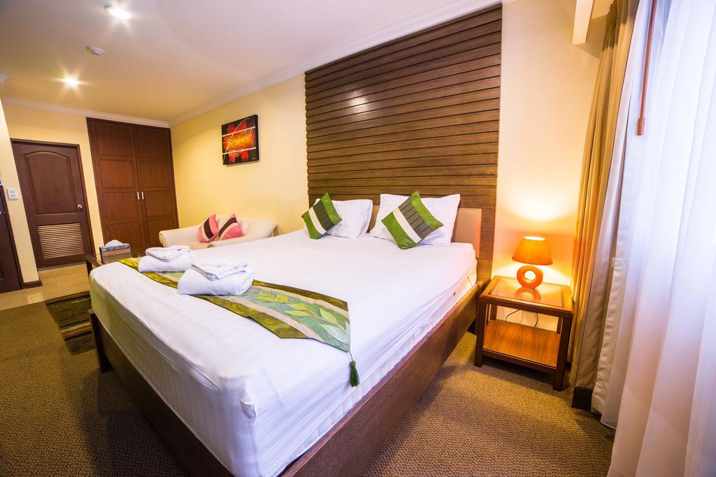 Triple 8 Inn Bangkok Phòng bức ảnh