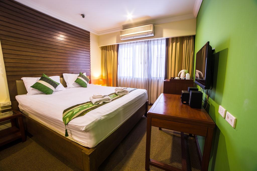 Triple 8 Inn Bangkok Phòng bức ảnh