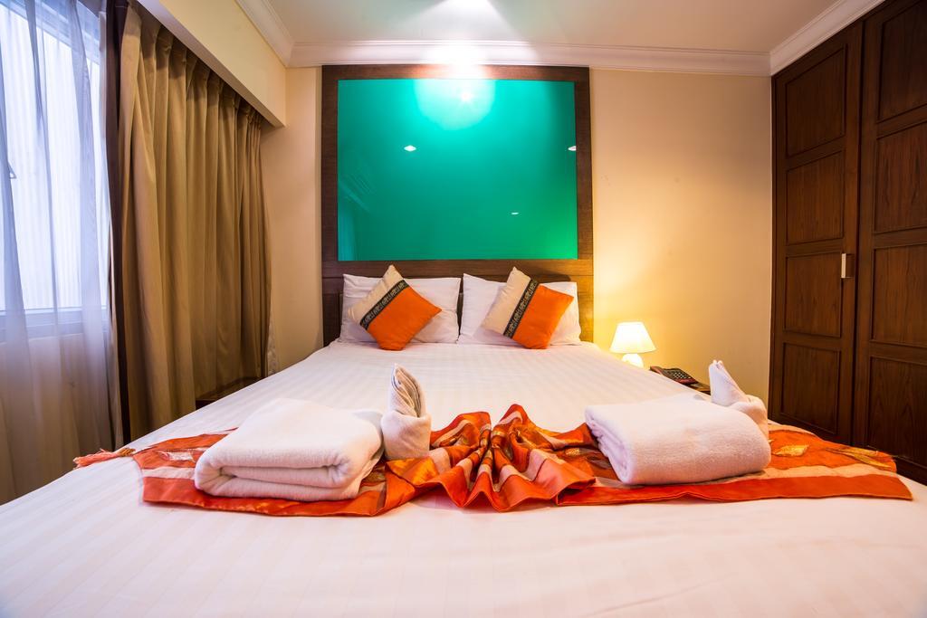 Triple 8 Inn Bangkok Phòng bức ảnh