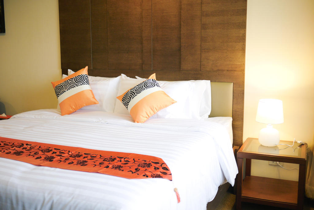 Triple 8 Inn Bangkok Ngoại thất bức ảnh